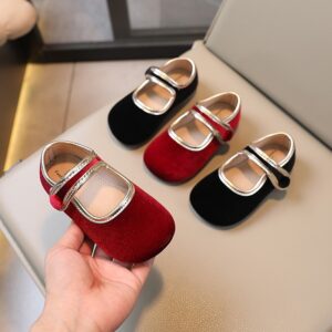 Zapatos de Princesa en Charol con Lazo Dulce para Niña
